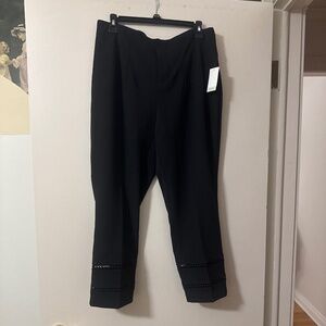 Black capri dress pants